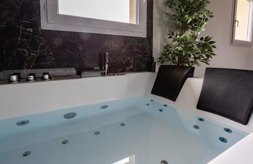 Evasion romantique avec jacuzzi - Foto 3