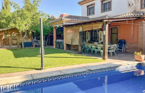 Stunning Home In Otura - Photo 1