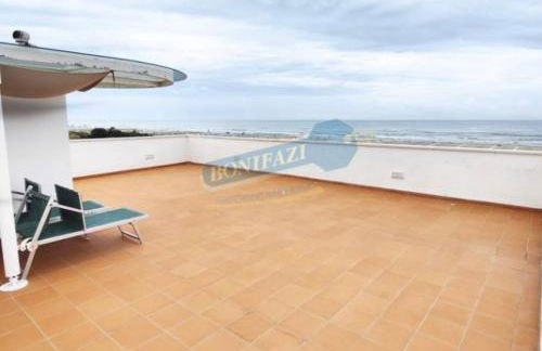 SaporeDiMare - Full Comfort Quiet Apartment with Seaview Rooftop Pool - Foto 18