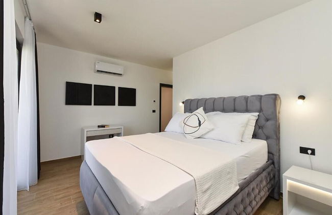 Spacious Villa With Pool and Garden in Stokovci - Foto 6