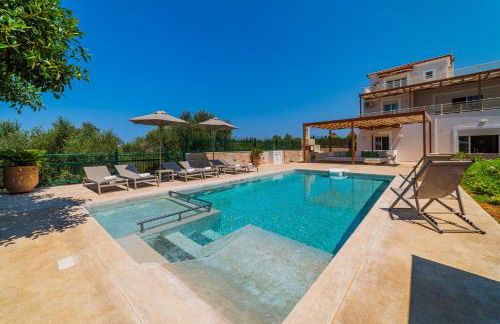 Estella Villa with Pool, Children Area, BBQ & Magnificent Views! - Photo 12