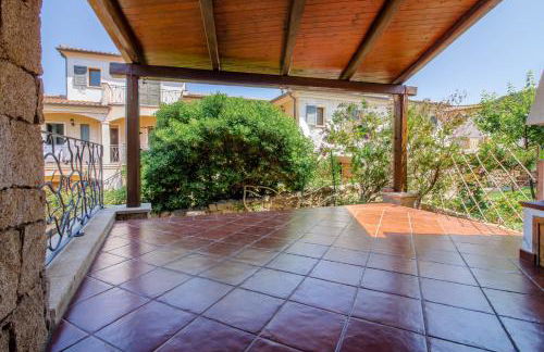 GuestHost - Seaside Apartment with Parking - Foto 30