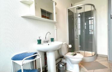 Lumineux et rénové studio en centre ville - Apt9 - Foto 4