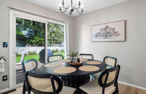 Beautiful Ranch with Outdoor Patio and Room for 6 - Photo 10