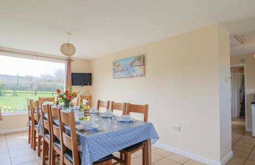 Court House Farmhouse - Photo 11