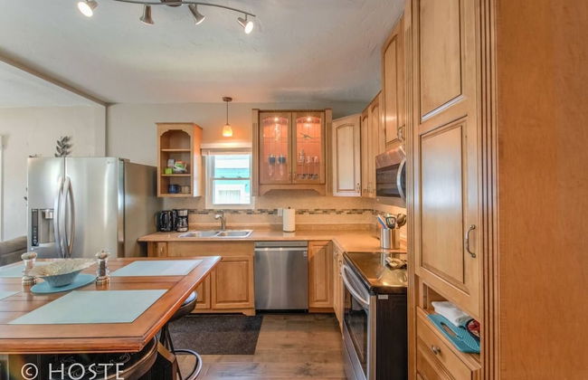 2BR Downtown Adventure Pikes Peak Views AC! - Foto 11