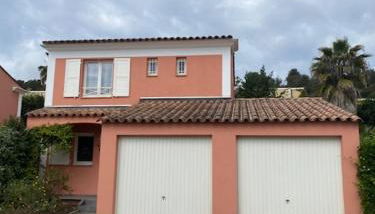 VILLA climatisée calme avec bassin privé et grande piscine partagée à ST AYGULF FREJUS - Foto 4