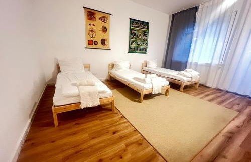 Emmas Apartments - Photo 13