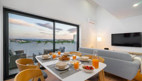 WHome Riverside View Premium Apartment w/ AC & Terrace - Foto 2