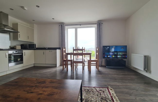 Barking 2 Bed Apt With Parking & Good Travel Links - Foto 31