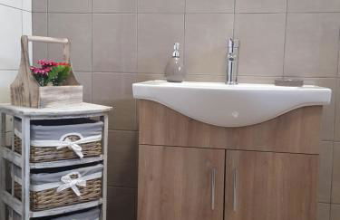 Tom's House - Photo 43