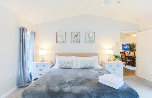 Salty Tide Getaway - Nightlife, Pool, Play, Beach - Foto 3