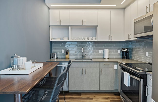 Placemakr Marymount Ballston - Photo 51