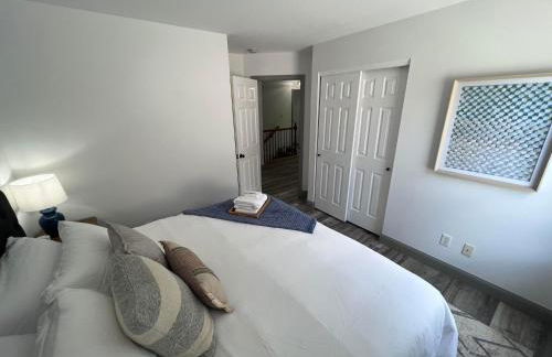 Springhurst Serenity Fresh 4BR Getaway - Foto 8