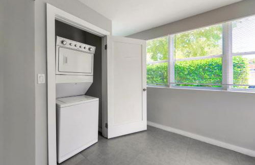 Spacious East Miami Duplex Delightful - Foto 11