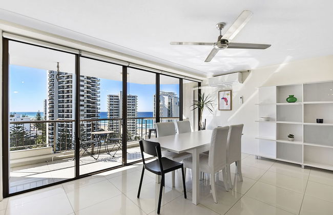 Surfers Century Oceanside Apartments - Foto 15