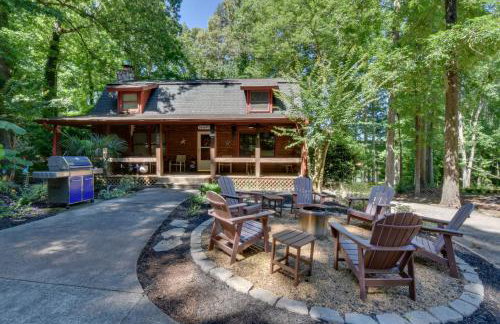 Private Dock & Game Room! Lake Hartwell Retreat - Foto 6