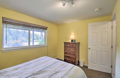 Anderson Island Retreat with Lakefront Deck and Canoe! - Foto 33