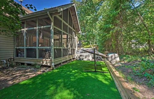 Luxury Family Home with Deck, Swim Spa and Grill! - Foto 36