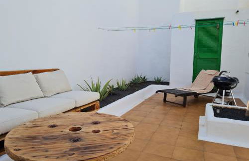 Cozy Waterman beach house - Photo 26