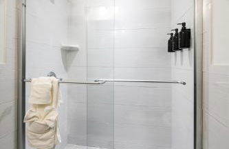 Modern 3BR Townhouse with Private Rooftop & Parking Minutes to NYC - Foto 46