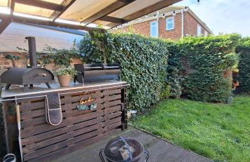 5 double bedrooms in centre of Stanground - Foto 17