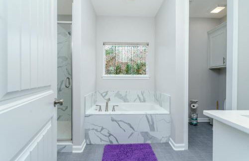 Steps to Fairway Hot Springs Village Golf Retreat - Foto 22