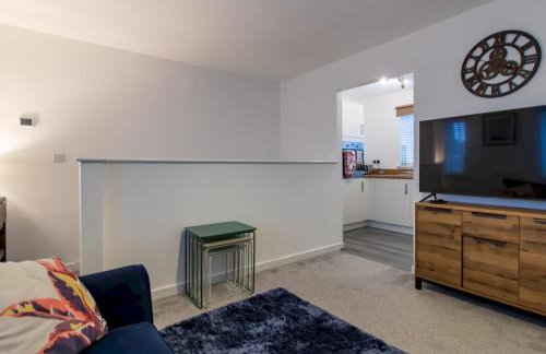 Charming Coastal Retreat - 1-Bedroom Flat in Blyth - Pass the Keys - Foto 13