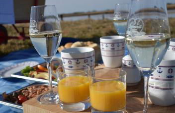 Liebevoll hinterm Deich - Ferienwohnungen - Foto 33