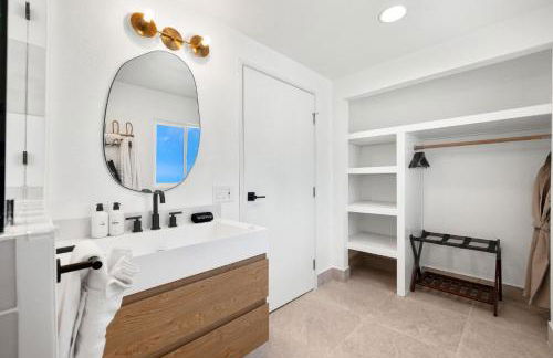 The Maya - Entire Hotel Buyout - Private Gym - Private Game Room - Private Living Area - Foto 82