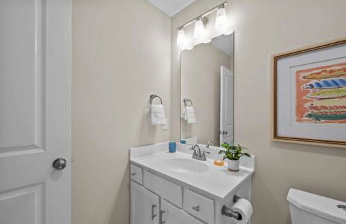 Modern Retreat Minutes to Emerald Isle Beach Villa - Foto 26