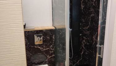 Studio cosy au RDC parking privé, térasse, wifi - Foto 5, Shower