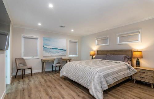 Family Beach House, 400ft to Beach, Parking, BBQ - Foto 33