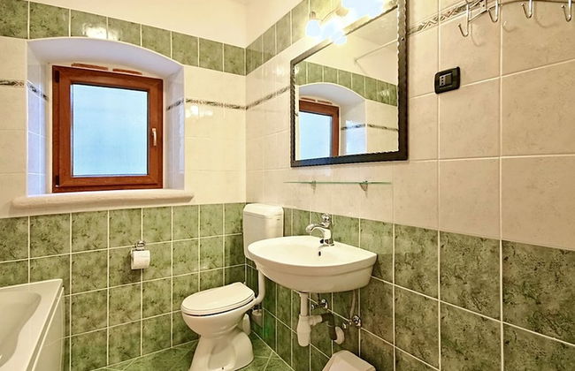 Authentic Villa in Tinjan With Private Pool - Foto 14