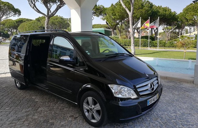 Privater Transfer von Alvor zum Flughafen Faro (1-4 Personen) - Foto 7