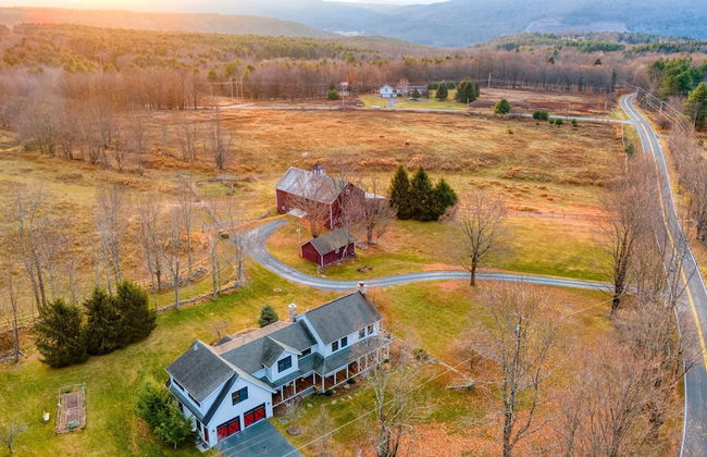 West Settlement Ranch by Avantstay Hudson Valley Escape Firepit Patio Yard - Foto 44