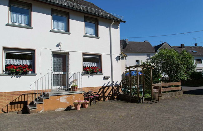 Spacious Holiday Home in Ulmen Near the Centre - Foto 15