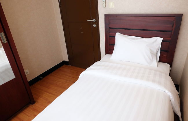 2BR Prestige Dharmawangsa Essence Apartment Suites - Foto 13