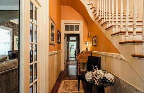 Master King Room Victorian with Private Bathroom in a Historic house - Foto 16