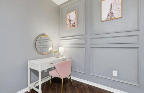 Parisian-Inspired 5-BD w Pool Playground Cinema - Foto 25