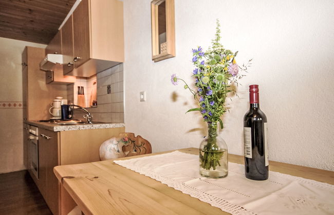 Beim Holzschnitzer - Foto 8