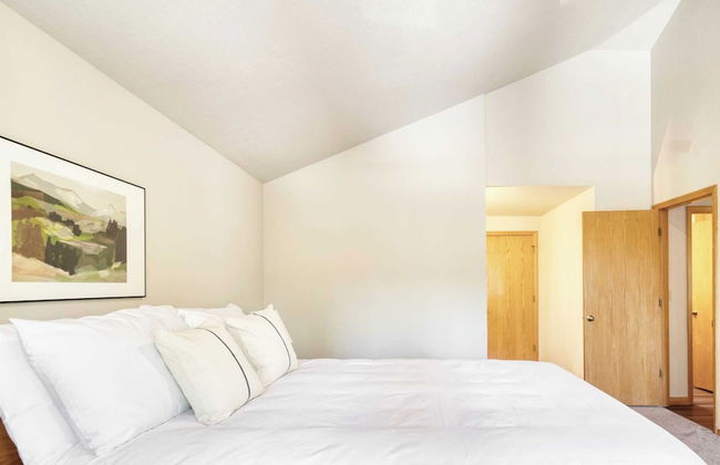 Tanner by Avantstay Modern Cascades Escape - Foto 3