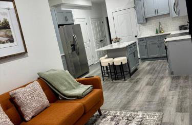 Cozy Retreat Near EWR with NYC access - Photo 25