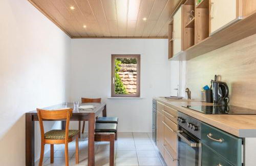 Arbeitnehmerunterkunft I 3 Betten I Balkon I eigene Küche & Bad - Foto 27