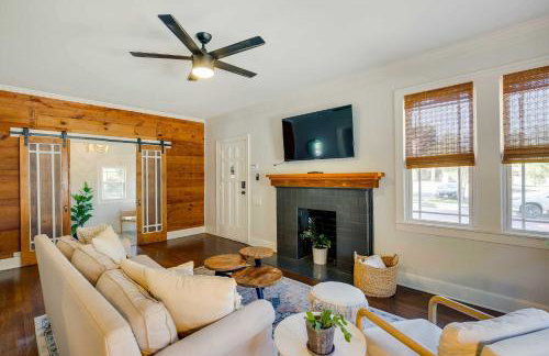 Walk to Dtwn Tyler Tudor with Backyard - Foto 1