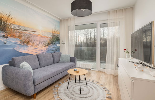 Coast Apartment With Balcony by Renters - Photo 1