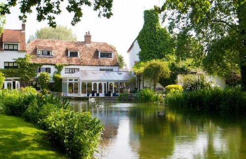 Entire Thatched Cottage - Photo 22