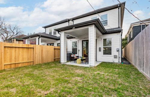 3 Bedroom and 3 bath - Photo 48