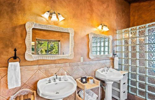 Legendary 3 Bedroom Estate with Pool & Hot Tub! - Foto 25