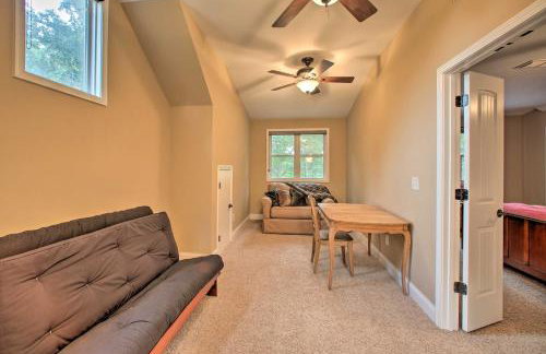 Townville Lakefront Cottage with Private Dock! - Foto 14